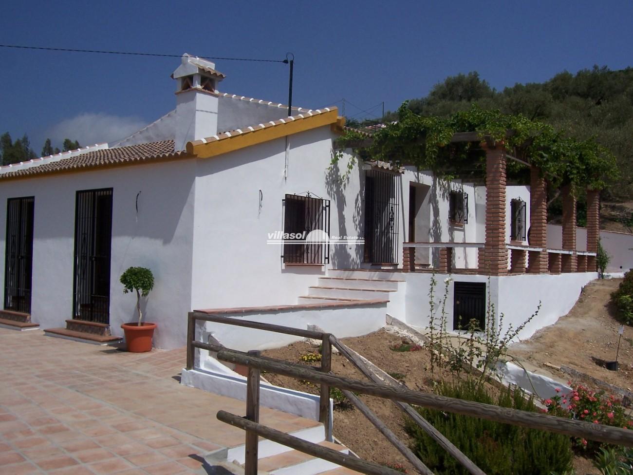 Detached Villa for sale in Cómpeta, Málaga, Spain