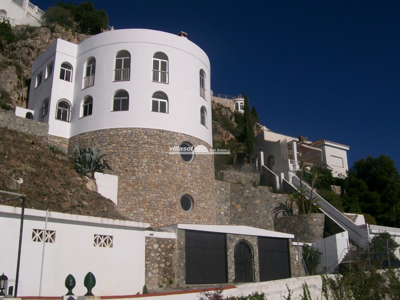 Villa for sale in Cerro Gordo, Almuñecar, Granada, Spain