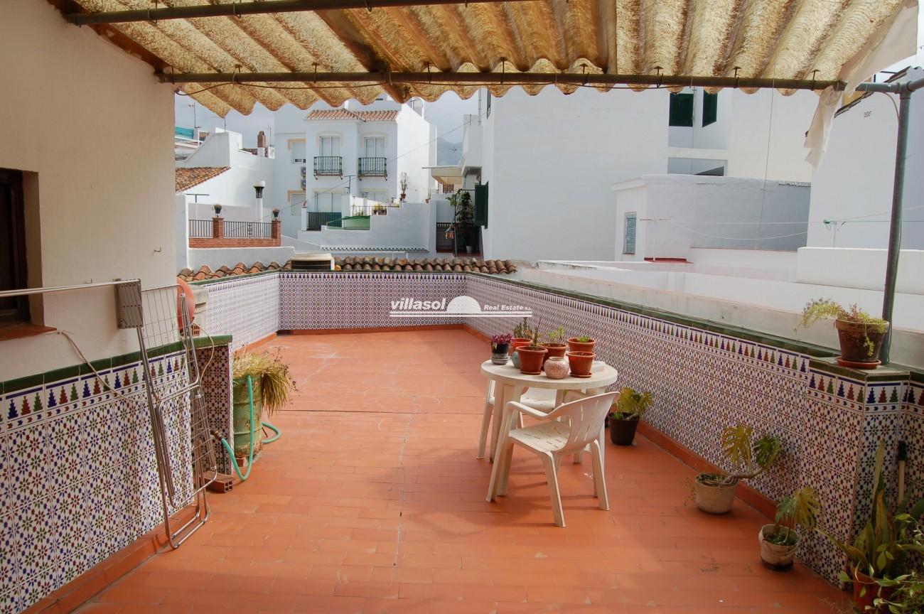 A three bedroom apartment in the center of nerja for sale