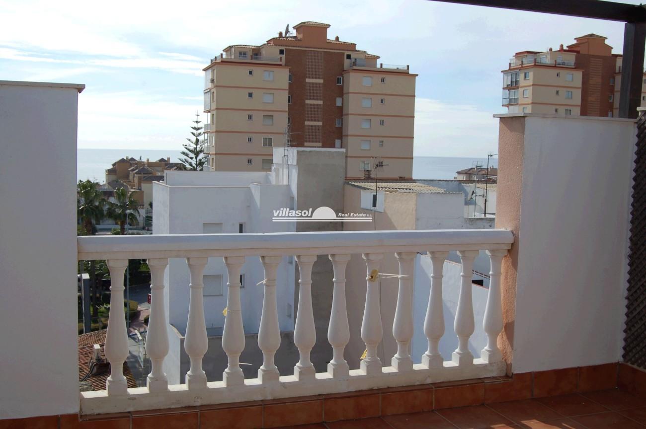 APARTMENT SOUTH FACING FOR SALE SITUATED IN TORROX COSTA CLOSE TO THE BEACH