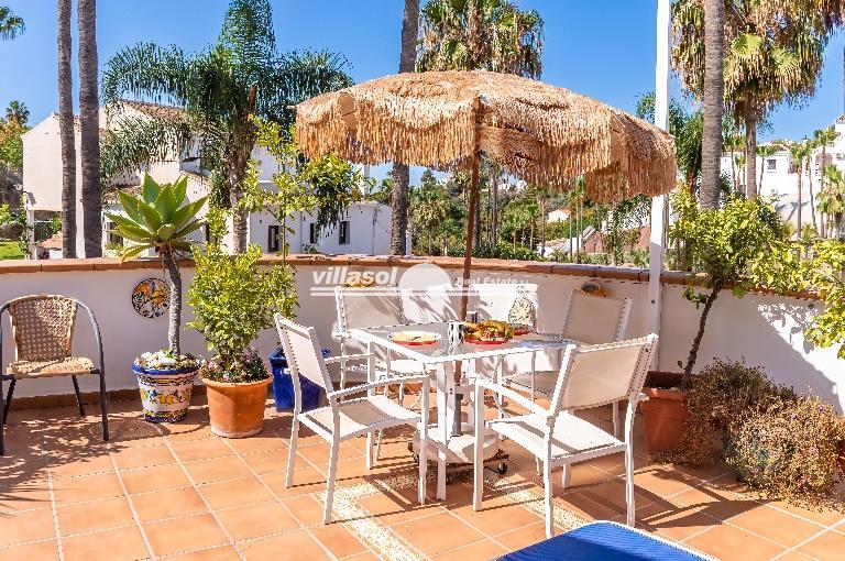 Asouth facing 2 bedroomed bungalow for sale on Oasis de Capistrano Nerja