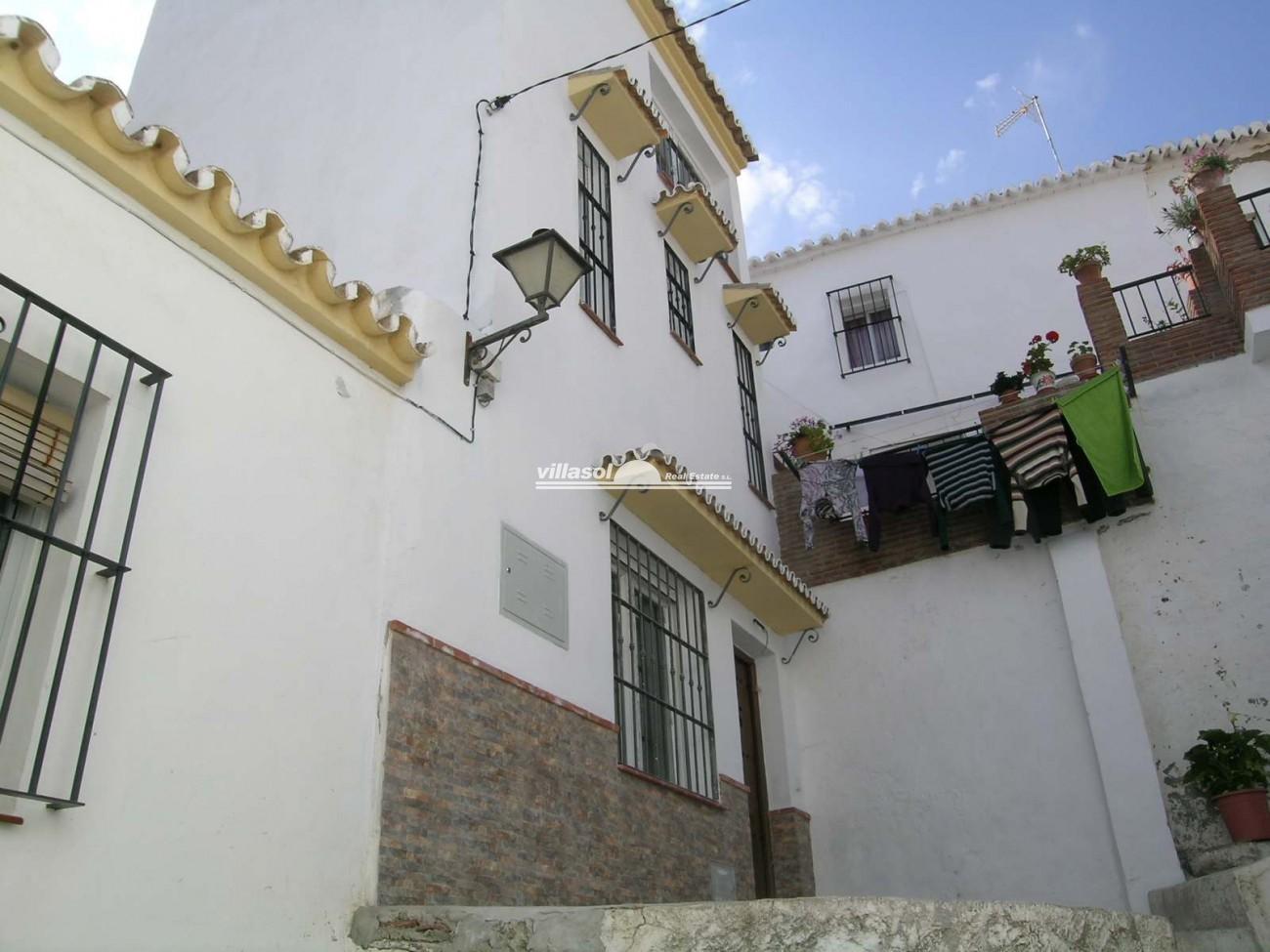 Townhouse for sale in Totalán, Málaga, Spain
