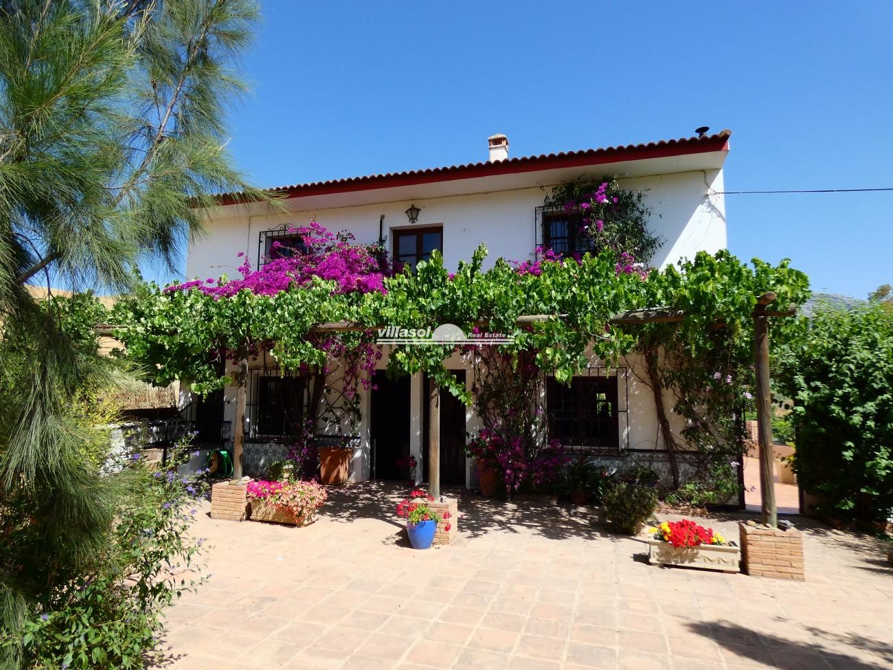 Country Home for sale in Riogordo, Málaga, Spain